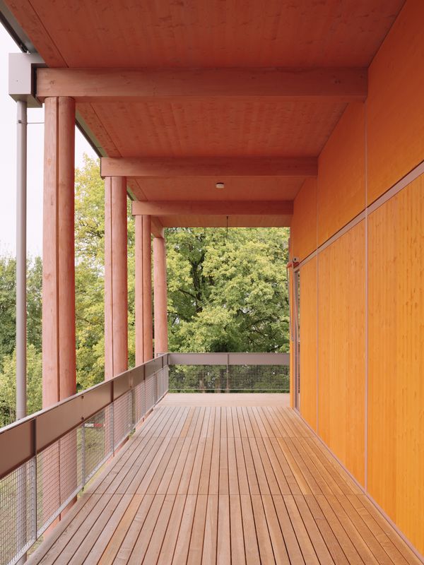 AVS Amt für Verbraucherschutz Kanton Aargau – Laubengang im Obergeschoss – Federico Farinatti